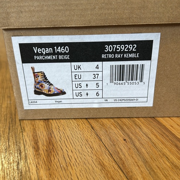 Dr. Martens Vegan 1460 Retro Ray Kemble Boot Parchment Beige 6 - Picture 5 of 13